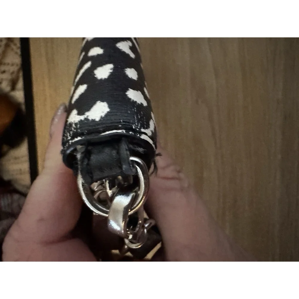 MICHAEL KORS JET SET TRAVEL Leopard Phone CASE WRISTLET Black Wallet EUC PT3